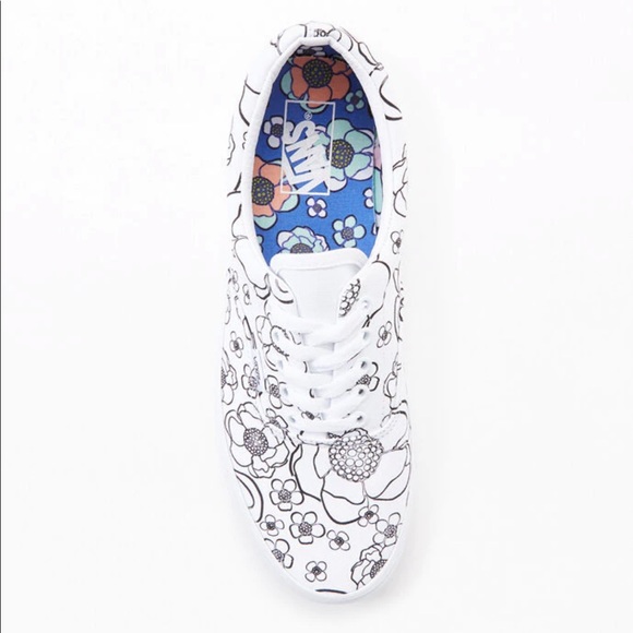 Vans Shoes - Brand new in box Vans U Color black and white 8.5